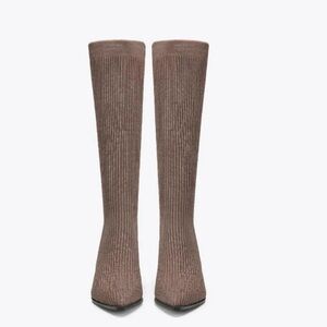 Newbella Mousse Fit Knit High Boots